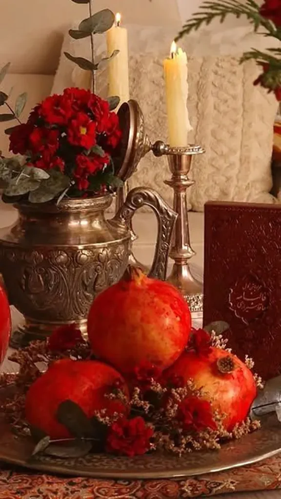 34 ایده چیدمان شب یلدا سنتی؛ سادگی اصیل با حالوهوای مادربزرگا ❤️ 19 Traditional Yalda Arrangement 18