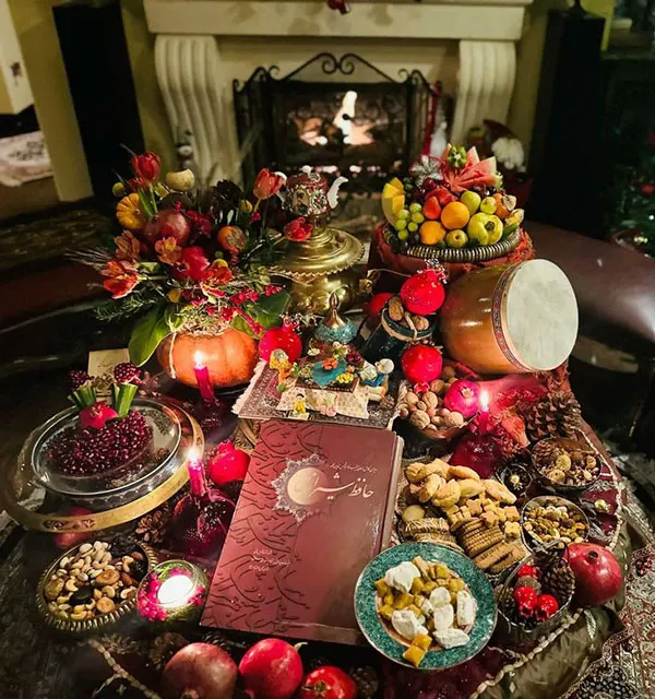 34 ایده چیدمان شب یلدا سنتی؛ سادگی اصیل با حالوهوای مادربزرگا ❤️ 23 Traditional Yalda Arrangement 23