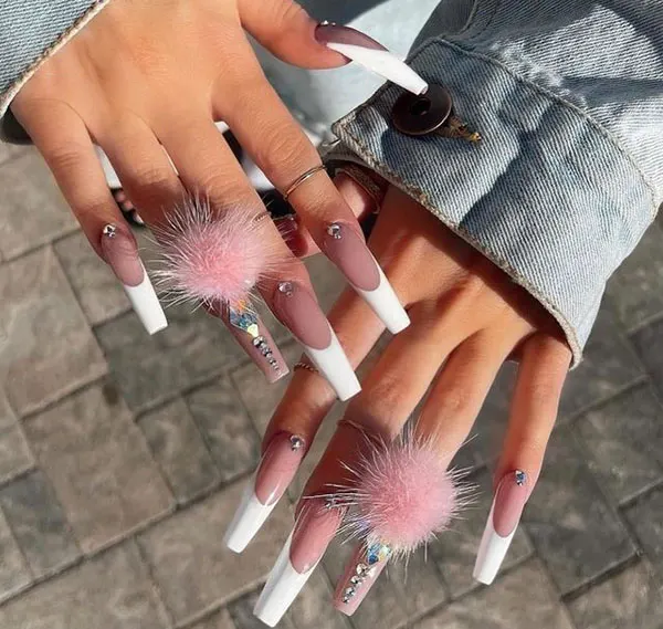 35 مدل ناخن خیلی بلند دخترانه؛ هم وایرال، هم فوقالعاده شیک! 4 Very long nail model 7