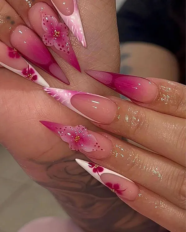 35 مدل ناخن خیلی بلند دخترانه؛ هم وایرال، هم فوقالعاده شیک! 13 Very long nail model 9