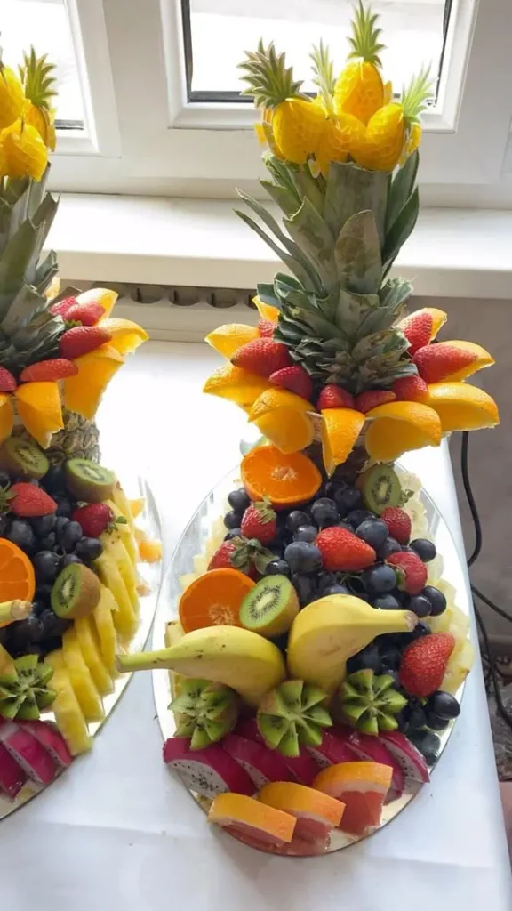 ایده چیدمان میوه شب یلدا 1404 ؛ ترکیب انار و هندونه که دل میبره 🍉 14 Yalda Night Fruit Arrangement 10