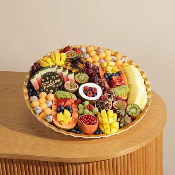 ایده چیدمان میوه شب یلدا 1404 ؛ ترکیب انار و هندونه که دل میبره 🍉 18 Yalda Night Fruit Arrangement 16