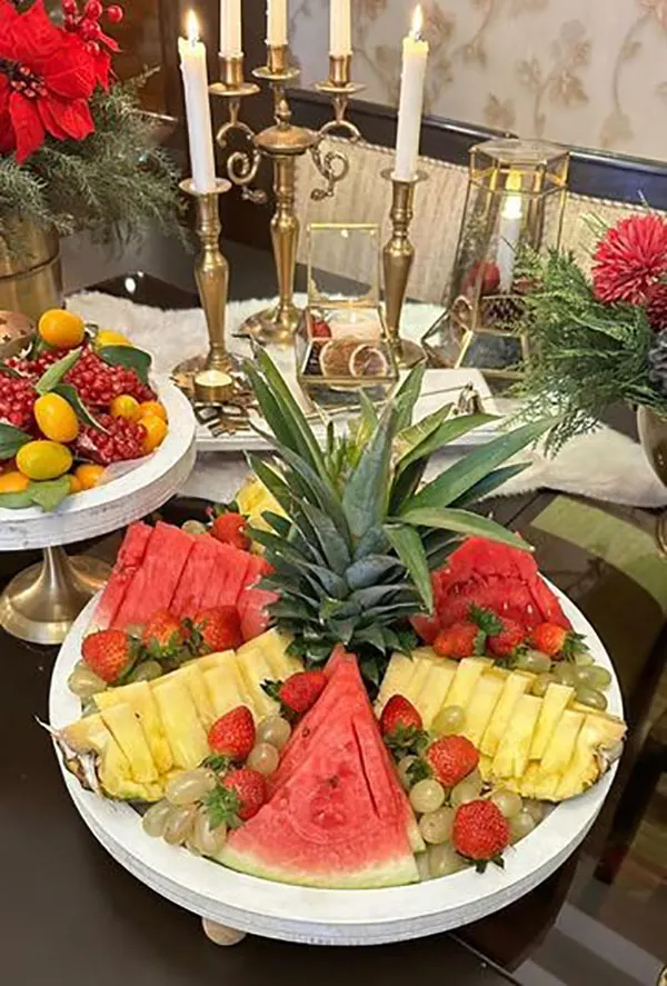 ایده چیدمان میوه شب یلدا 1404 ؛ ترکیب انار و هندونه که دل میبره 🍉 21 Yalda Night Fruit Arrangement 20