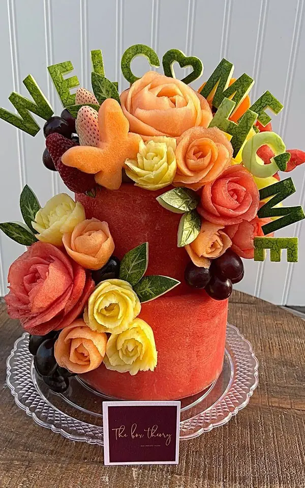 ایده چیدمان میوه شب یلدا 1404 ؛ ترکیب انار و هندونه که دل میبره 🍉 22 Yalda Night Fruit Arrangement 21