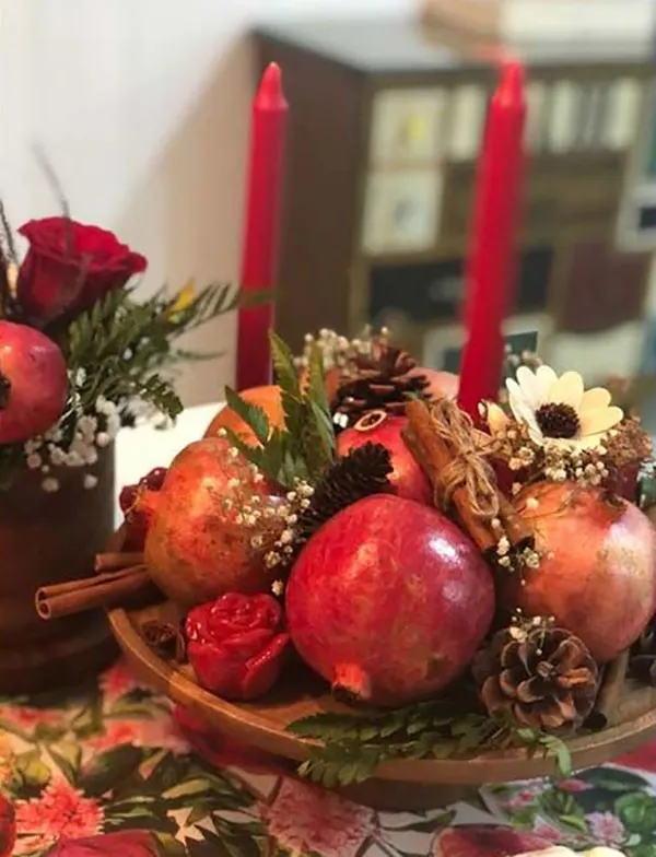 ایده چیدمان میوه شب یلدا 1404 ؛ ترکیب انار و هندونه که دل میبره 🍉 23 Yalda Night Fruit Arrangement 22