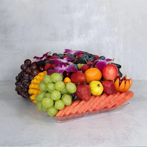 ایده چیدمان میوه شب یلدا 1404 ؛ ترکیب انار و هندونه که دل میبره 🍉 11 Yalda Night Fruit Arrangement 9