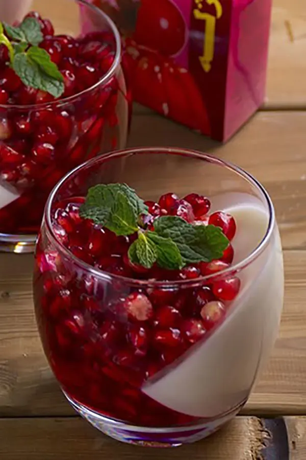 33 مدل ژله شب یلدا لیوانی؛ دسر قرمزِ خوشگل و فوری 🍉 11 Yalda Night Jelly in a glass 8