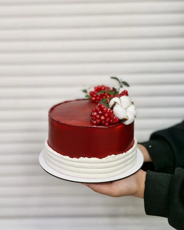 27 مدل مینی کیک شب یلدا؛ کوچولو، خوشگل و کاملاً یلدایی 20 Yalda Night Mini Cake 18