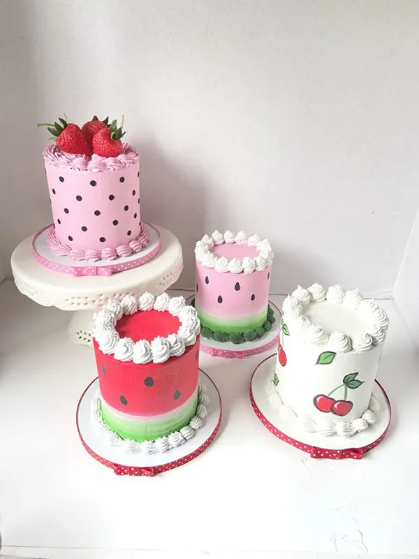 27 مدل مینی کیک شب یلدا؛ کوچولو، خوشگل و کاملاً یلدایی 4 Yalda Night Mini Cake 2