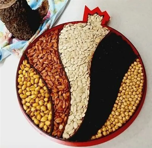 Yalda Night Nuts Design 23