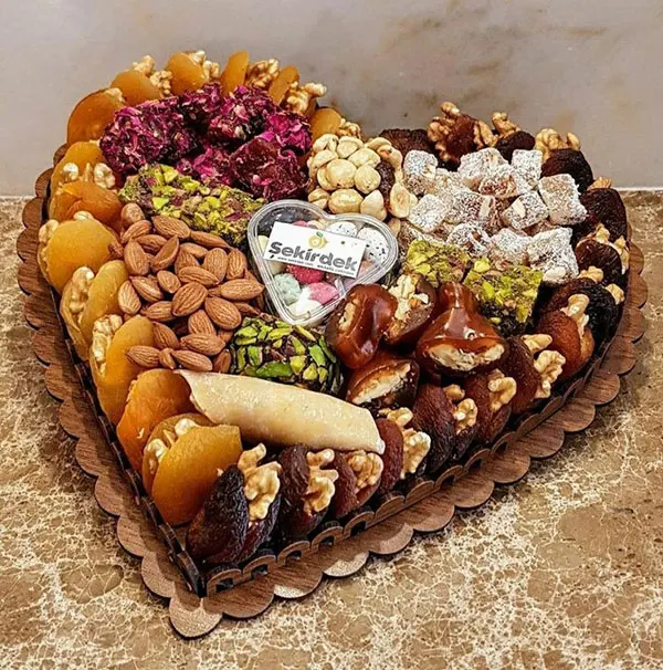 Yalda Night Nuts Design 30