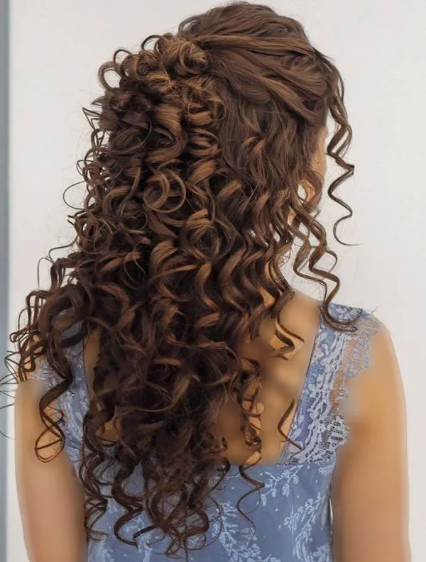 Curly party hairstyle 23