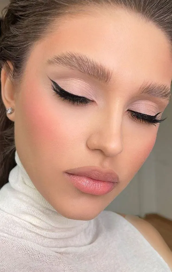 آرایش نود دخترانه خاص 2026؛ ترند محبوب دخترای مینیمال! 4 Girls nude makeup 1
