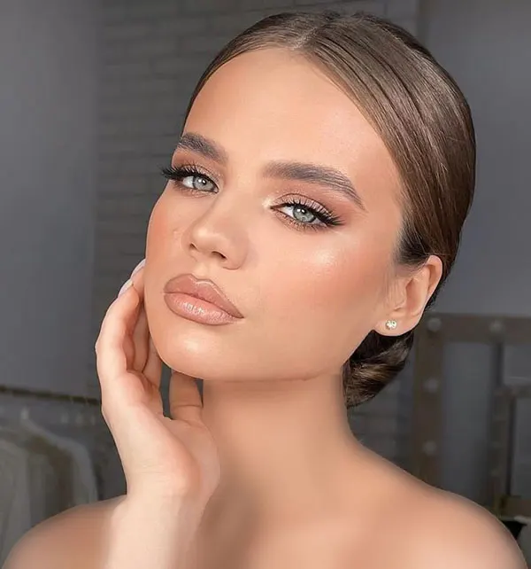 آرایش نود دخترانه خاص 2026؛ ترند محبوب دخترای مینیمال! 26 Girls nude makeup 22