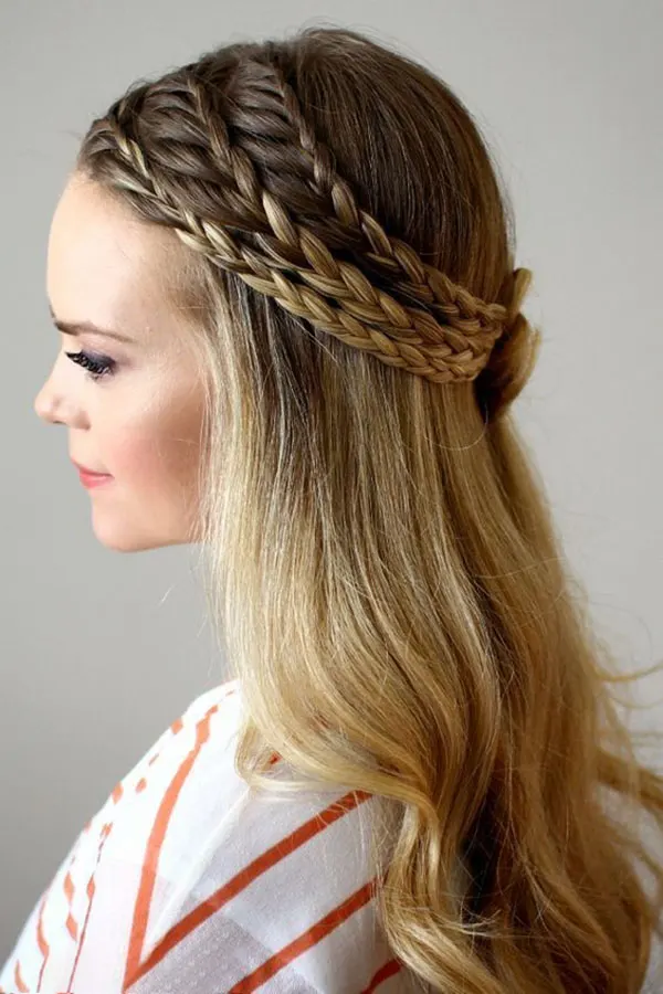 Hairstyle for a party 6