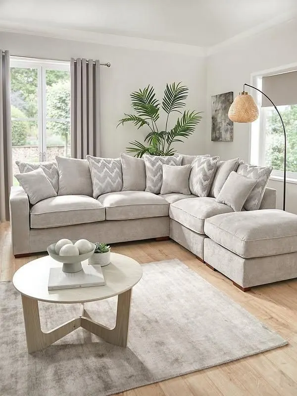 Modern home decoration 1