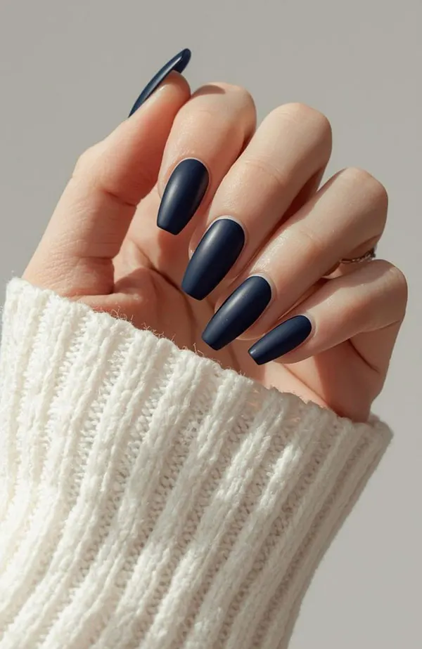 Navy nail 4