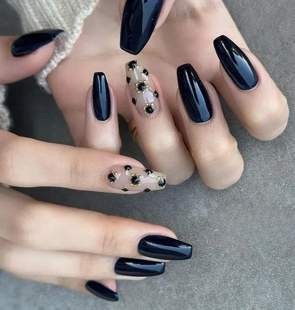 Navy nail 5
