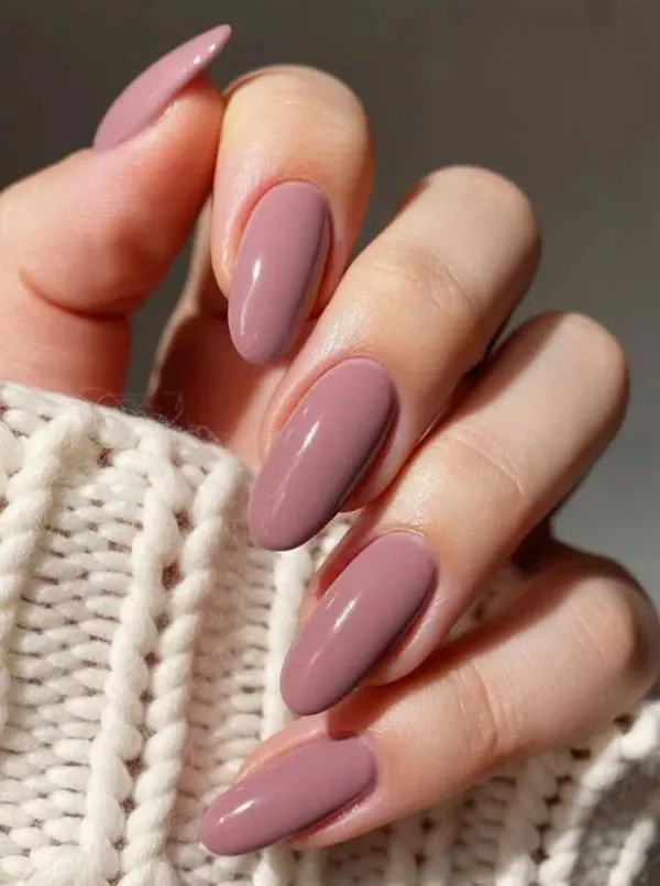 30 مدل رنگ ناخن کالباسی؛ مات یا براق؟ کدومش شیکتره؟ 14 Sausage nail polish 10
