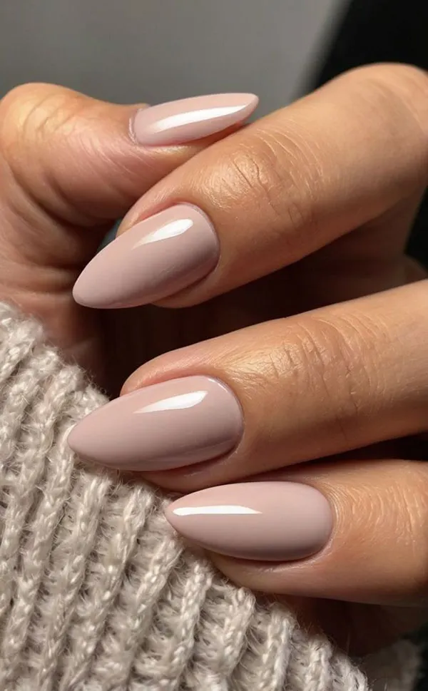 30 مدل رنگ ناخن کالباسی؛ مات یا براق؟ کدومش شیکتره؟ 27 Sausage nail polish 23