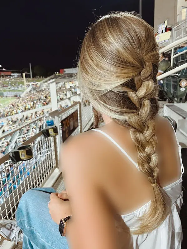 Simple and stylish girls hair weave at home 12