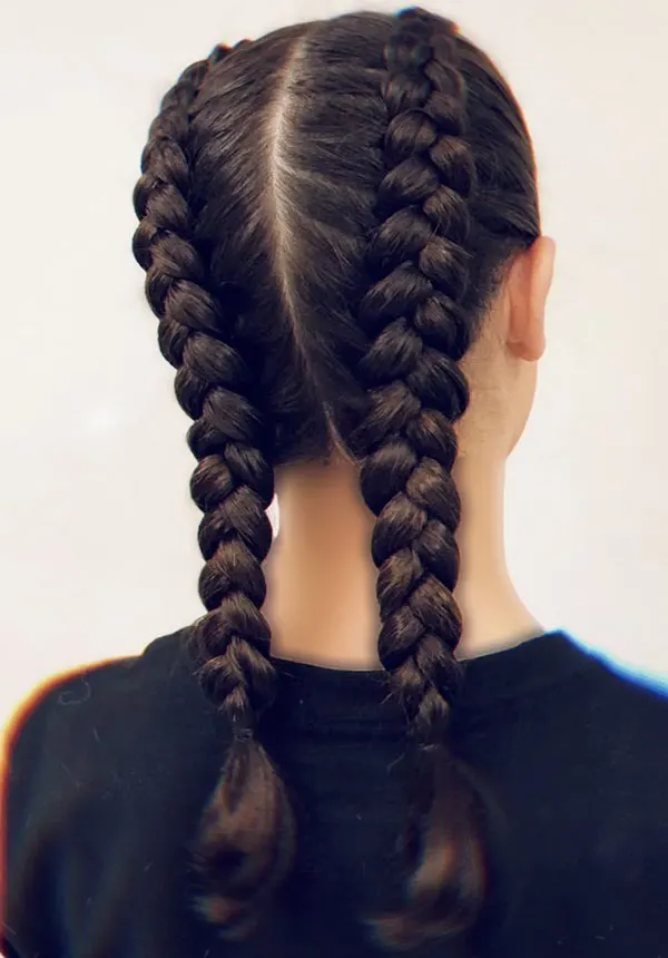 Simple and stylish girls hair weave at home 4