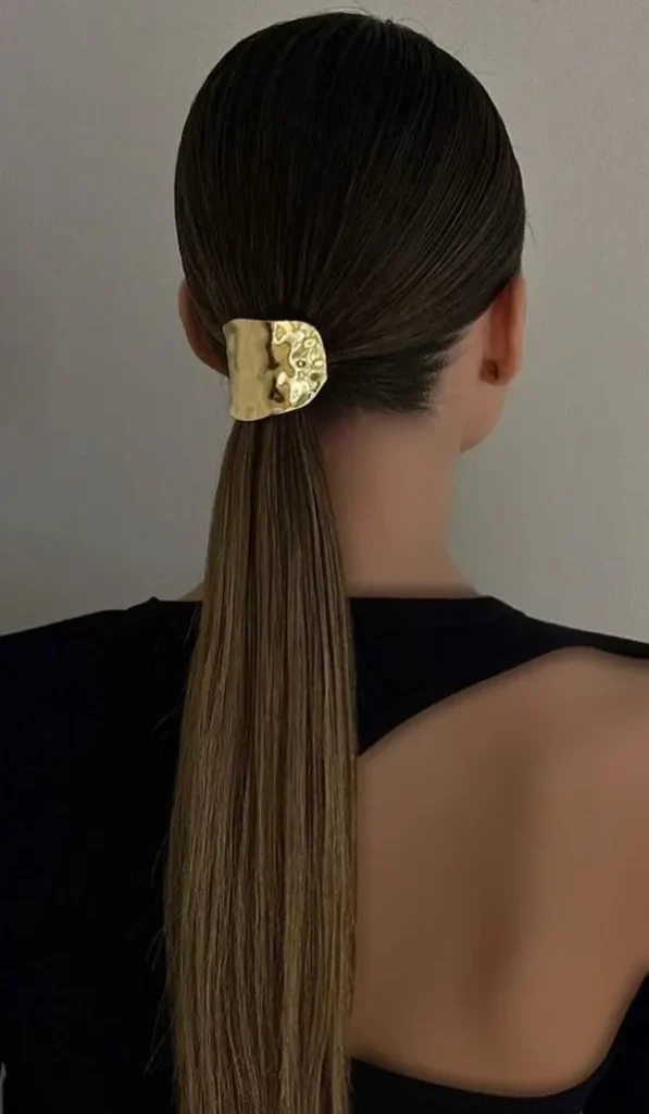Stylish ponytail hairstyle 26