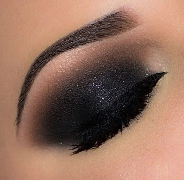 31 مدل سایه چشم سیاه زنانه | حقیقتی که درباره اسموکی بهت نمیگن! 16 Black eye shadow 12