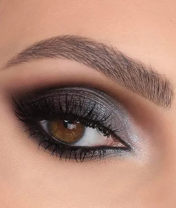31 مدل سایه چشم سیاه زنانه | حقیقتی که درباره اسموکی بهت نمیگن! 26 Black eye shadow 24