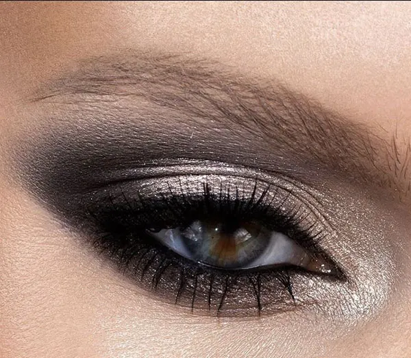 31 مدل سایه چشم سیاه زنانه | حقیقتی که درباره اسموکی بهت نمیگن! 8 Black eye shadow 4