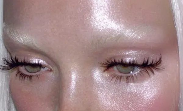 Bleach eyebrows 15