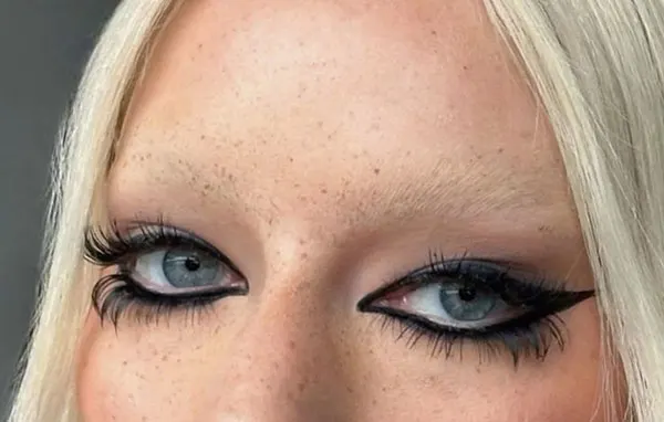 Bleach eyebrows 20