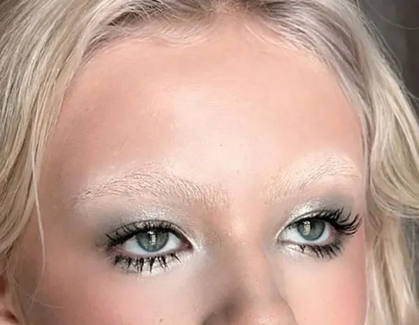 Bleach eyebrows 6
