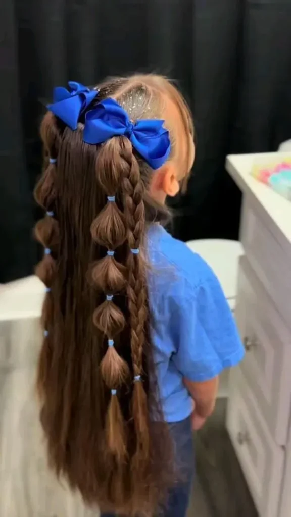 33 مدل مو بچه گانه برای مهمانی؛ از بافت ظریف تا دماسبی حبابی! 30 Childrens hairstyles for parties 24