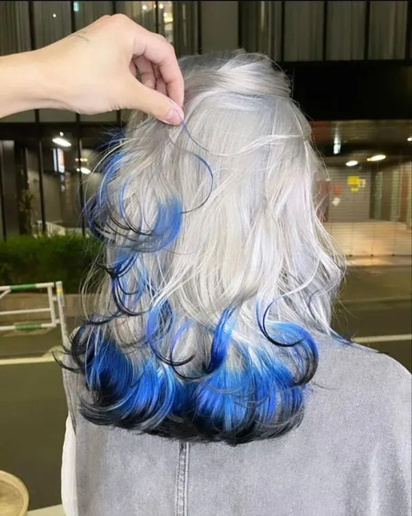 Dyeing the bottom of the hair 27