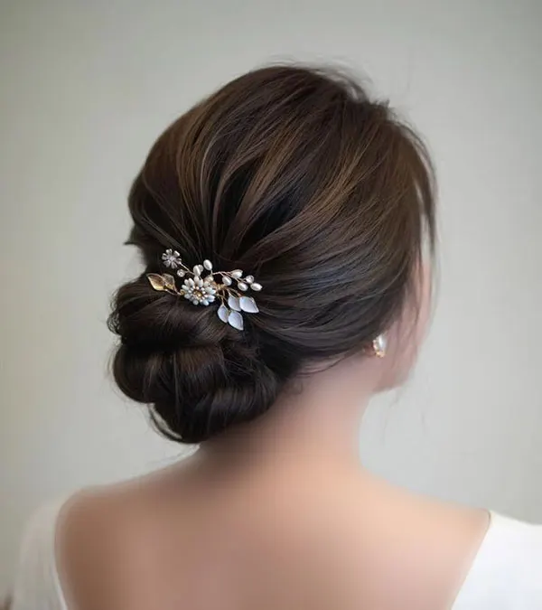 European low chignon 24
