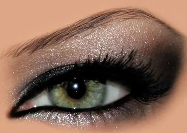 Eyeshadow for droopy eyelids 11