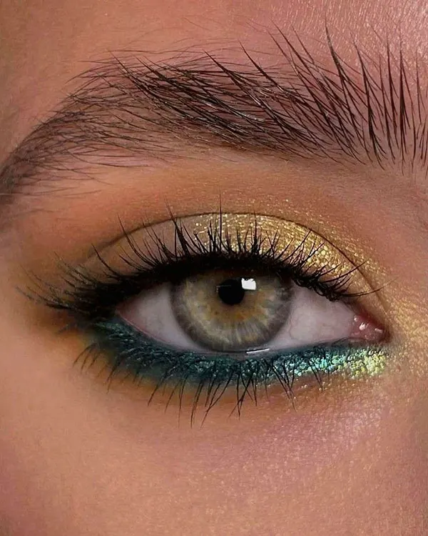 Eyeshadow for droopy eyelids 27