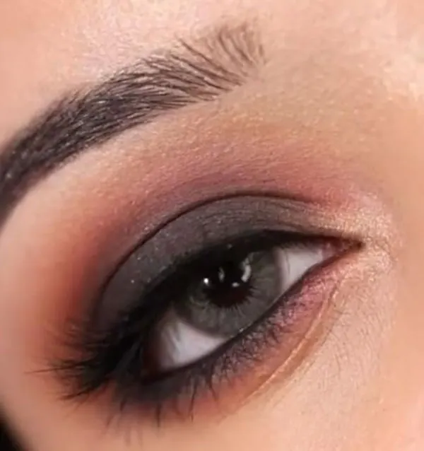 Eyeshadow for droopy eyelids 4