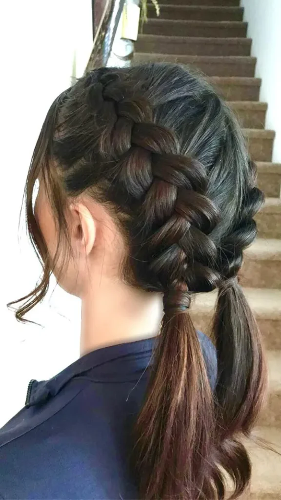 Girls Dutch braid 27