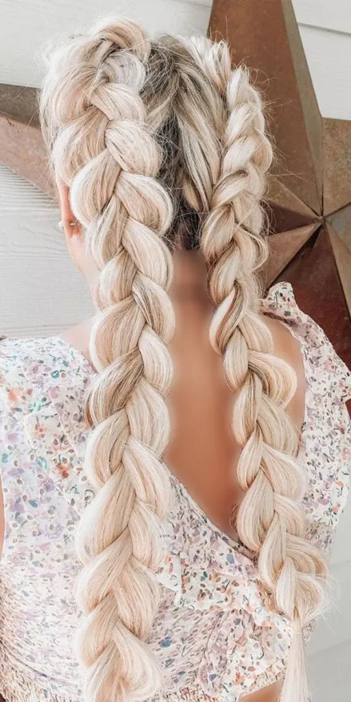 Girls Dutch braid 3
