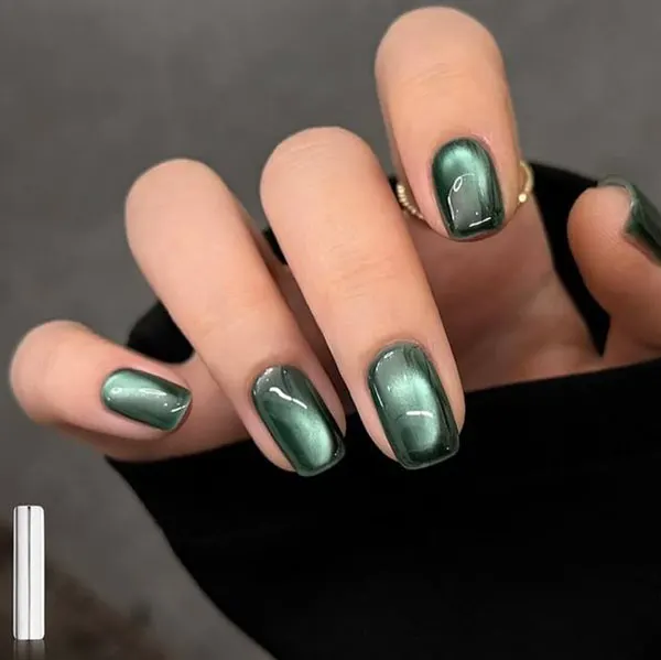 Green ice nails 3