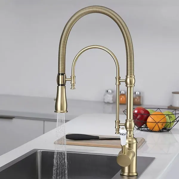 انواع شیرآلات آشپزخانه ترند 2026 | مشکی، طلایی یا کروم؟ 16 Kitchen faucets 12