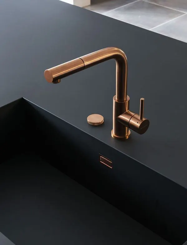 انواع شیرآلات آشپزخانه ترند 2026 | مشکی، طلایی یا کروم؟ 22 Kitchen faucets 18