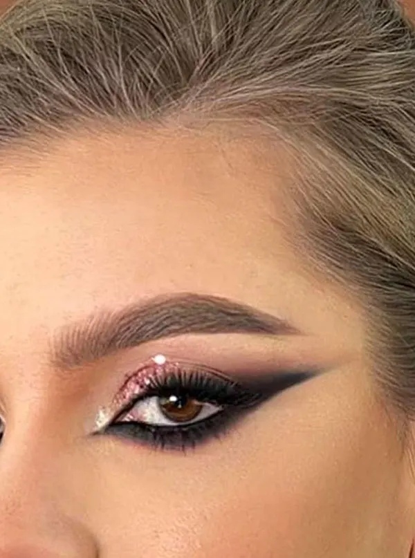 Long eye make up 31