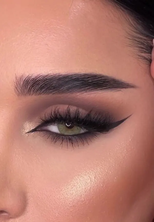 Long eye make up 33