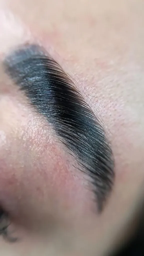 30 مدل لیفت ابرو جدید؛ ترندی که قراره طبیعی بمونی، نه مصنوعی! 36 New eyebrow lift 27