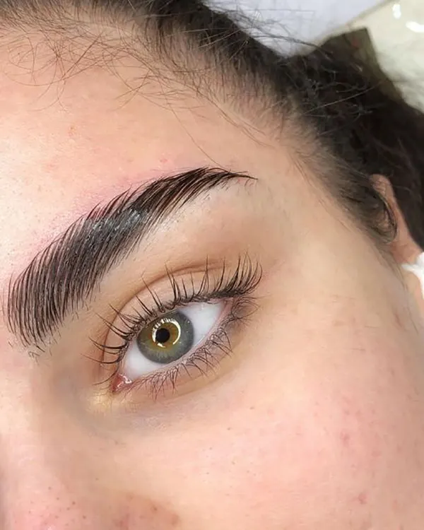 30 مدل لیفت ابرو جدید؛ ترندی که قراره طبیعی بمونی، نه مصنوعی! 12 New eyebrow lift 33