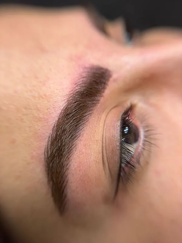 30 مدل لیفت ابرو جدید؛ ترندی که قراره طبیعی بمونی، نه مصنوعی! 14 New eyebrow lift 9