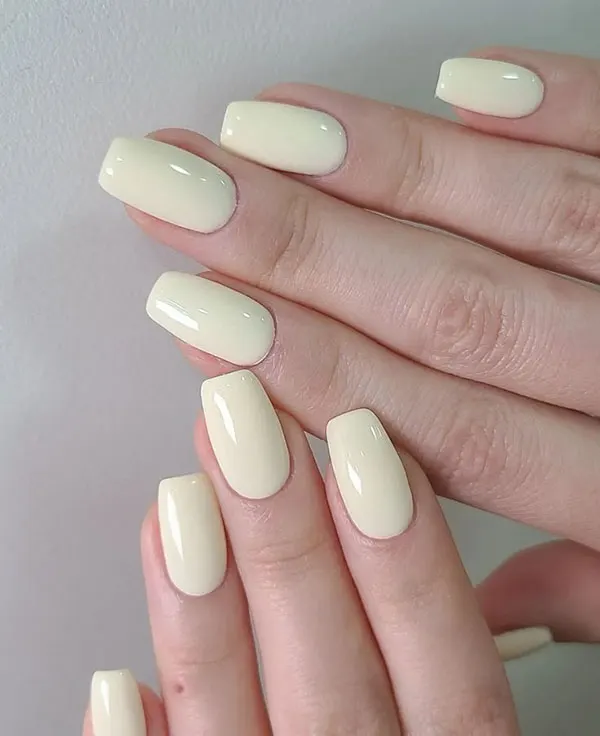 Nude colored nails 10